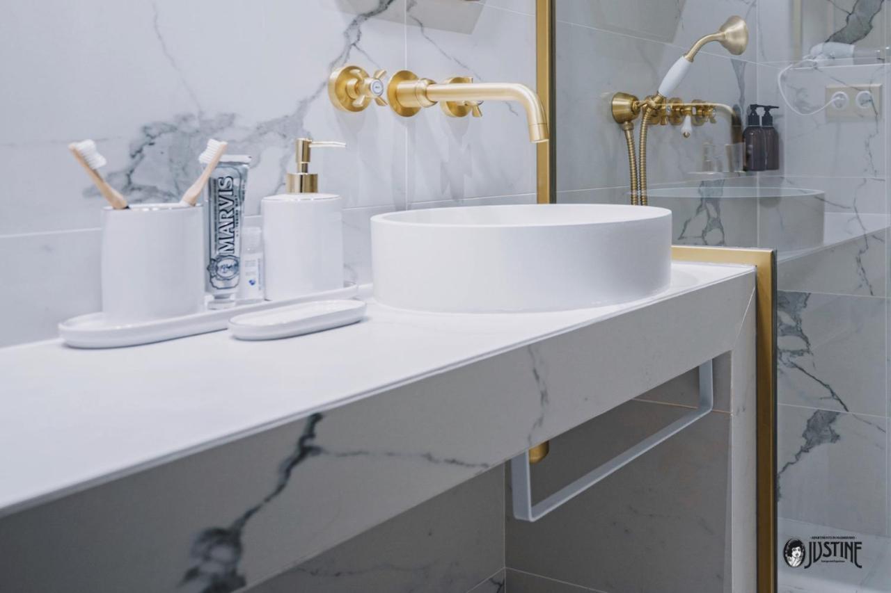Suite Kintsugi By Justine Apartments Apartamento Turistico En Madrid Rio Bagian luar foto